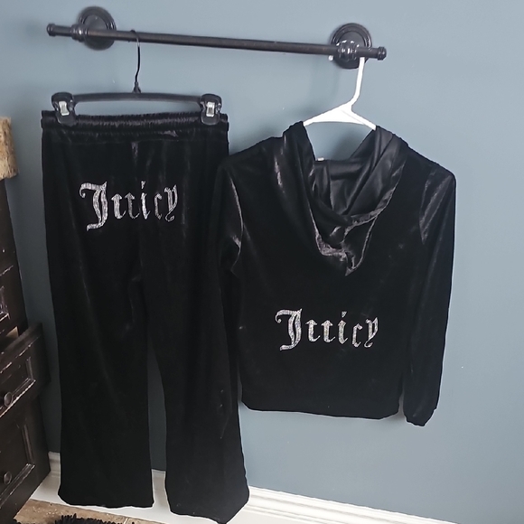 Juicy Couture Pants - Juicy Couture Small Black Velour Set Outfit with Silver Rhinestone Accents